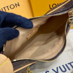 Louis Vuitton Loop Bag M81098 Brown